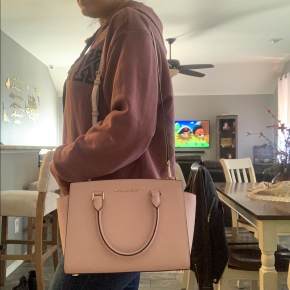 Last one 🌸New MK  M Selma & double zipper wallet - Picture 5 of 8